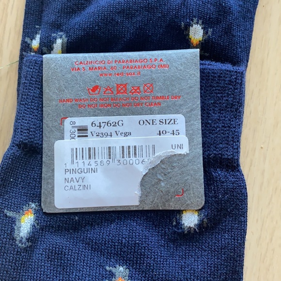 Red Socks - Picture 5 of 6